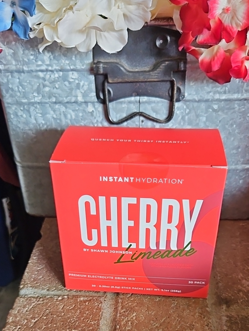 Shawn Johnson Instant Hydratopn Cherry Limeade Electrolyte Drink Mix